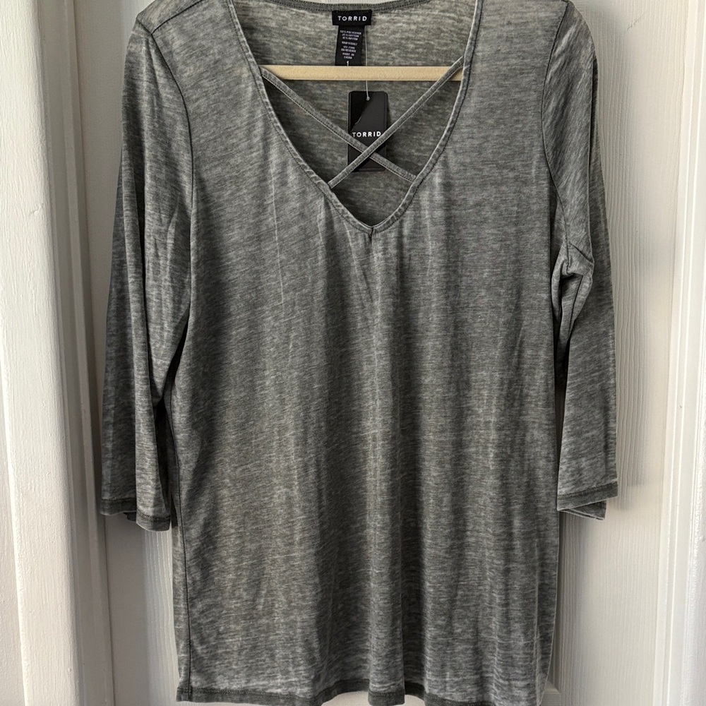 TORRID Green Olive burnout strappy V-Neck Women's Top NEW size 1 14/16